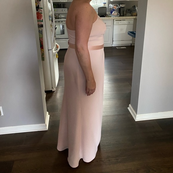 White By Vera Wang Ruffled Bridesmaid Dress Blush 16. New without tags. - Picture 5 of 7